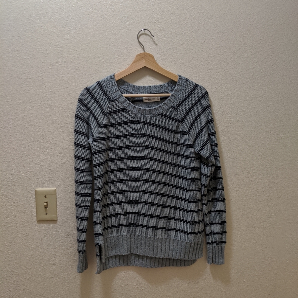 Abercrombie and Fitch sweater